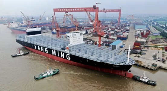 扬子江官宣接获2艘24000 TEU集装箱船订单
-中中欧班列