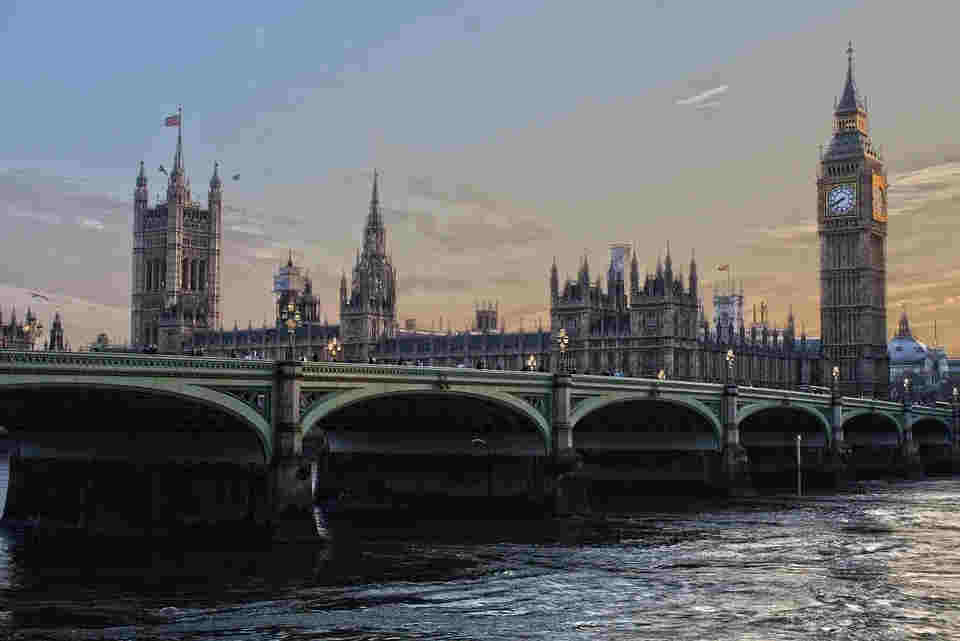 英吉祥海峡两岸货运面临新挑战 返回首页 
-fba欧洲