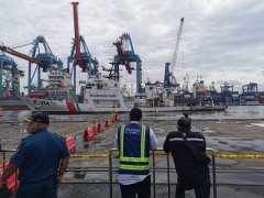 印尼对SJ182航班客机坠毁事故展开调查
-美国海派