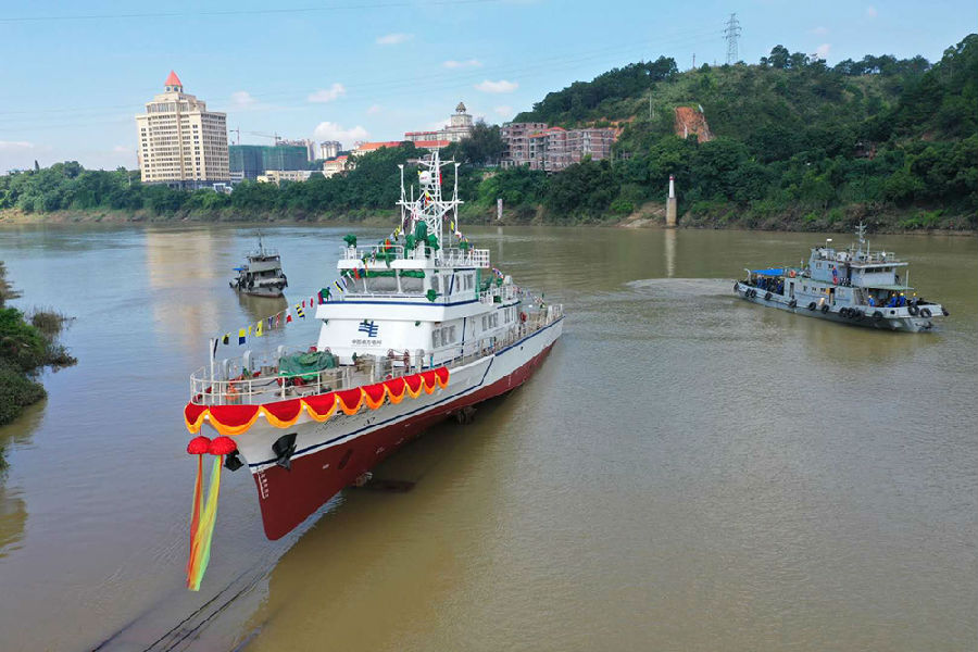 国内首艘自主建造500千伏海底电缆运维船在海口交付使用
-国际物流