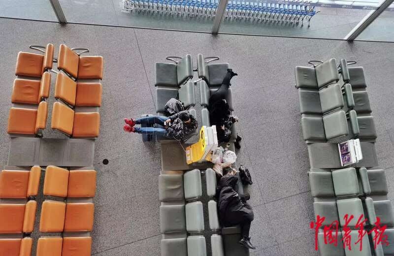 疫情下的北京首都机场：非必要不出京 防疫工作放首位