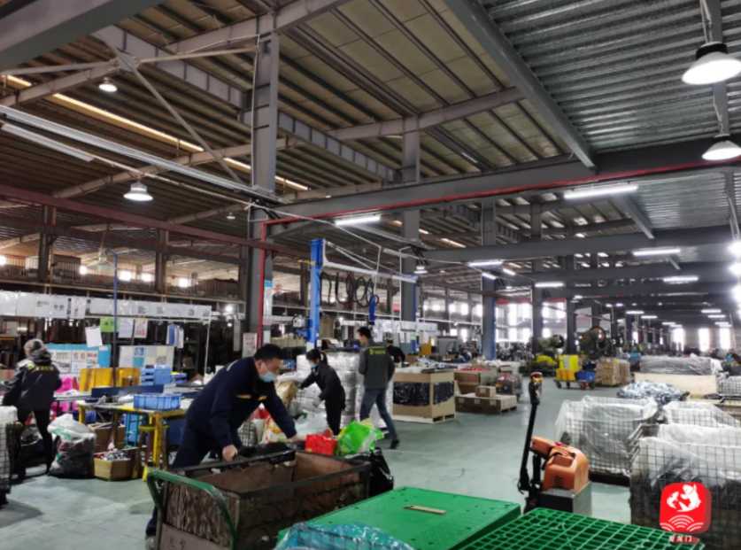 广东龙门：企业发放礼包福利 鼓励员工就地过年