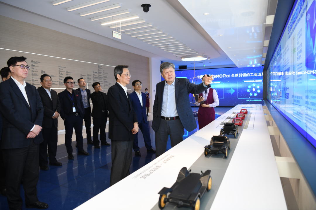 中远海运团体与海尔团体签署战略合作协议暨运输服务框架协议（附图）
-美国空派