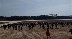  玉林机场的顺利通航
-美国空派