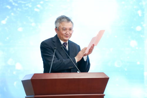本次颁布的航运终身成就奖是海贸国际海事奖中份量极重的个人奖项
-深圳空派