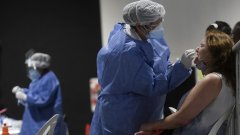 所有入境人员必须在登机前、入境时和入境7天后分别进行核酸检测
-美国海派